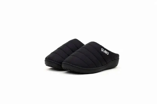 Subu I F-Line Black soft slippers with a minimalist design and no heel for indoor and outdoor use.