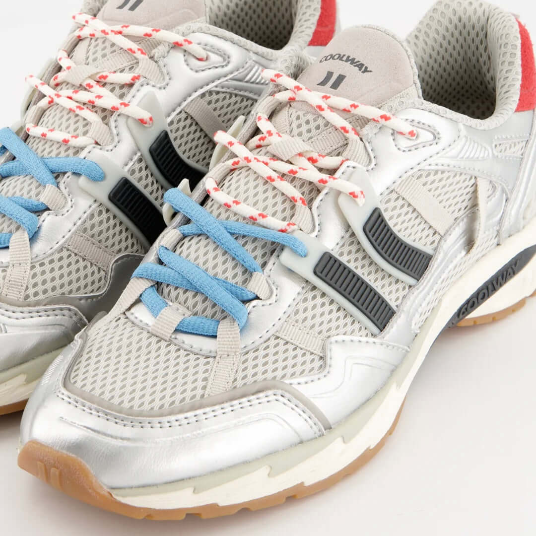 Coolway I 2003 SLV sneaker met mesh en suède, sportief retro design, comfortabel voor elke gelegenheid.