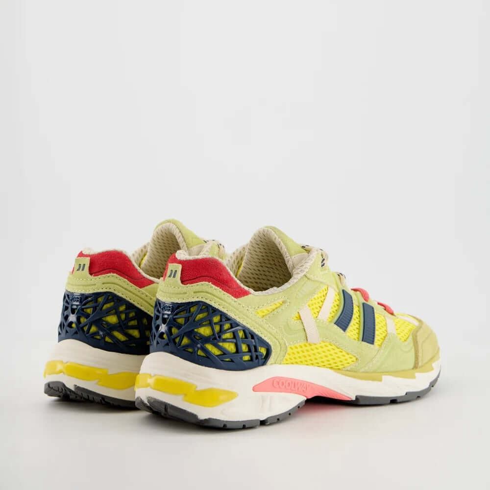 Coolway I 2003 YEL sneakers with a retro sportswear look and modern design.