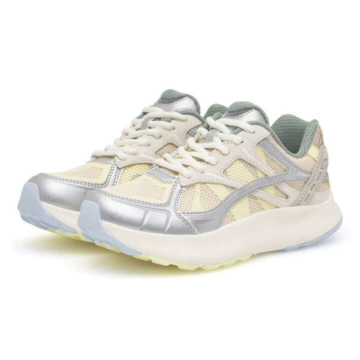 Woden I Freja S Wax multi sneakers met een comfortabele moderne uitstraling en sportief ontwerp.
