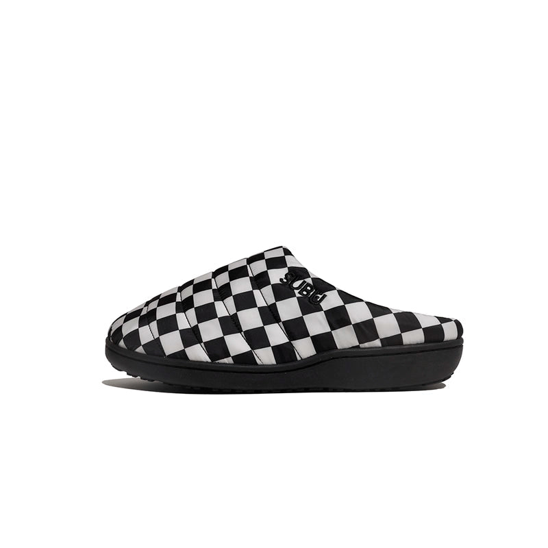 Subu I F-Line Checker soft warm slippers in black and white checkered design with minimalist style.