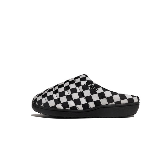 Subu I F-Line Checker soft warm slippers in black and white checkered design with minimalist style.