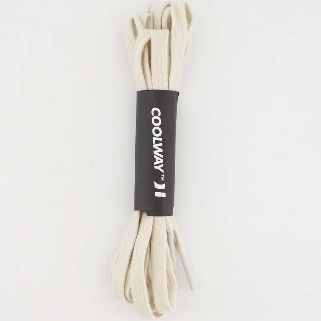 Coolway sneaker veters in beige met merklabel, ideaal voor het aanpassen van je Coolway sneakers.