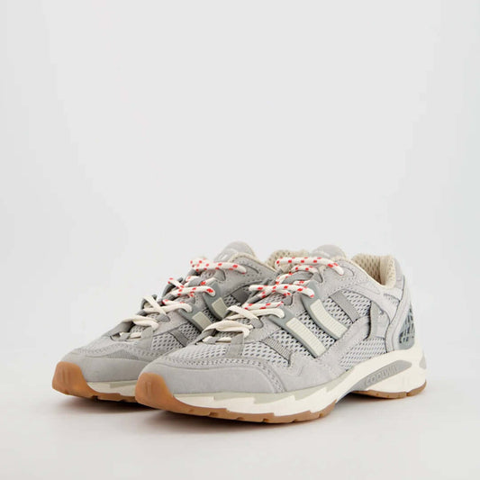 Coolway I 2003 GRY Ash Graphite sportieve sneaker met suède en mesh, retro running-stijl.