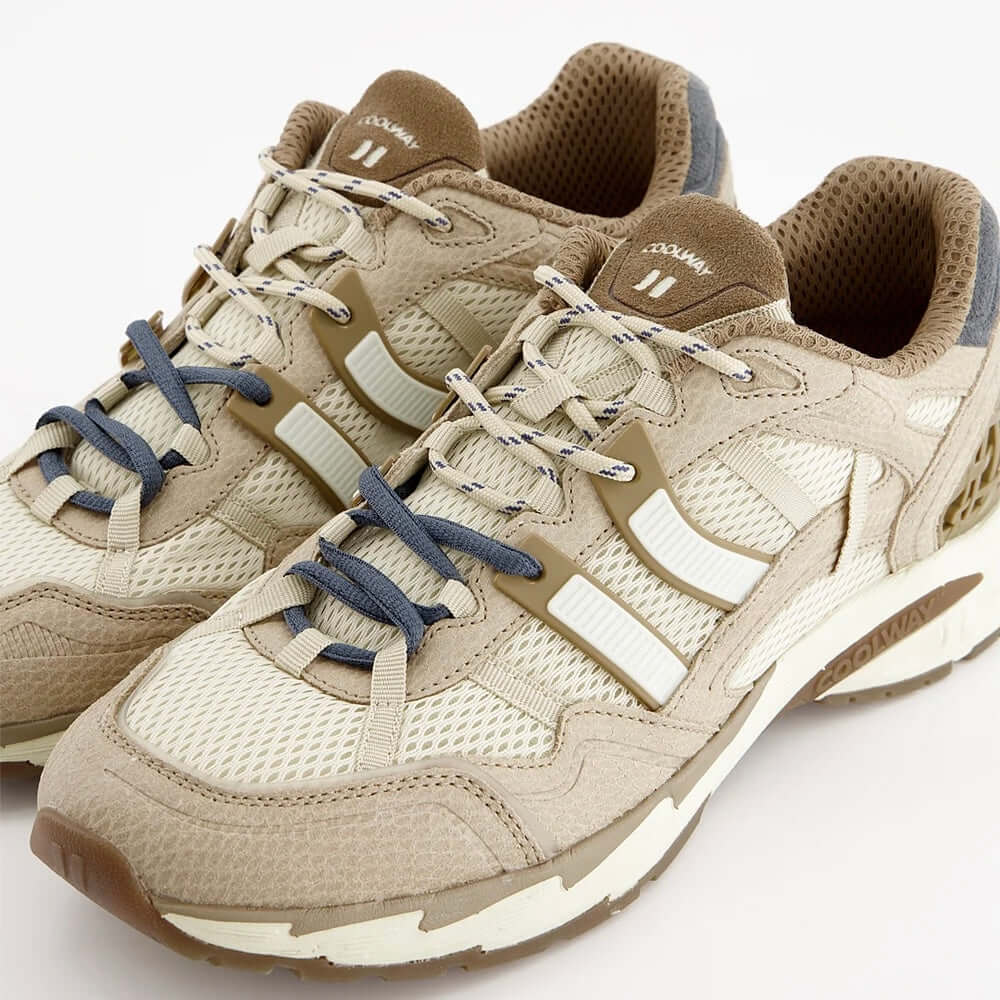 Coolway I 2003 BGE sneakers in beige and grey with stylish design and comfortable fit.