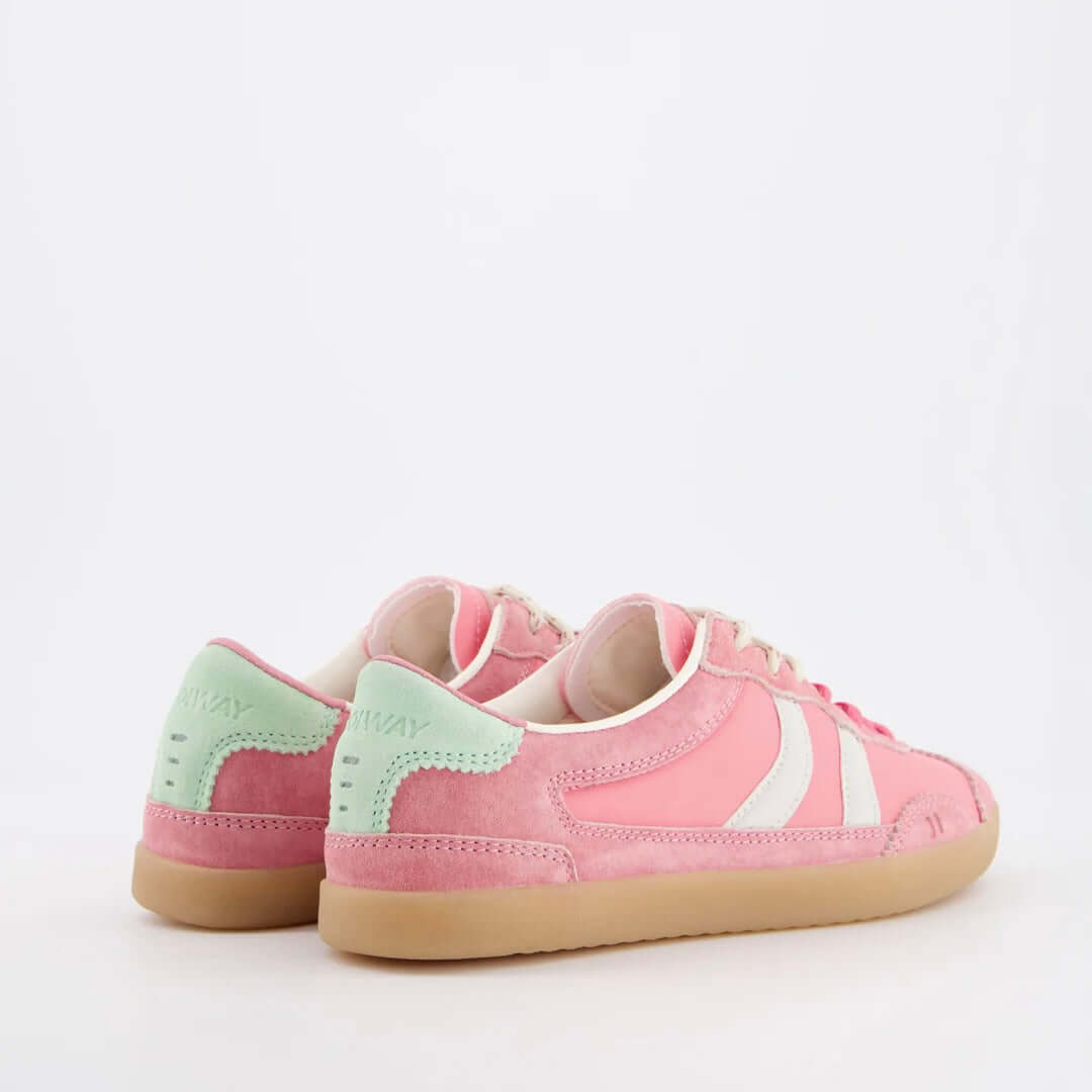 Coolway I Kizuna STR Flamingo bush sneakers in pink and mint color.