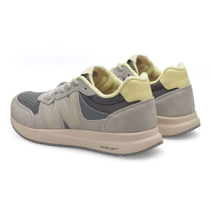 Woden I Rigmor open mesh sneakers in Sea fog grey met ademend mesh en gecertificeerd LWG-suède.