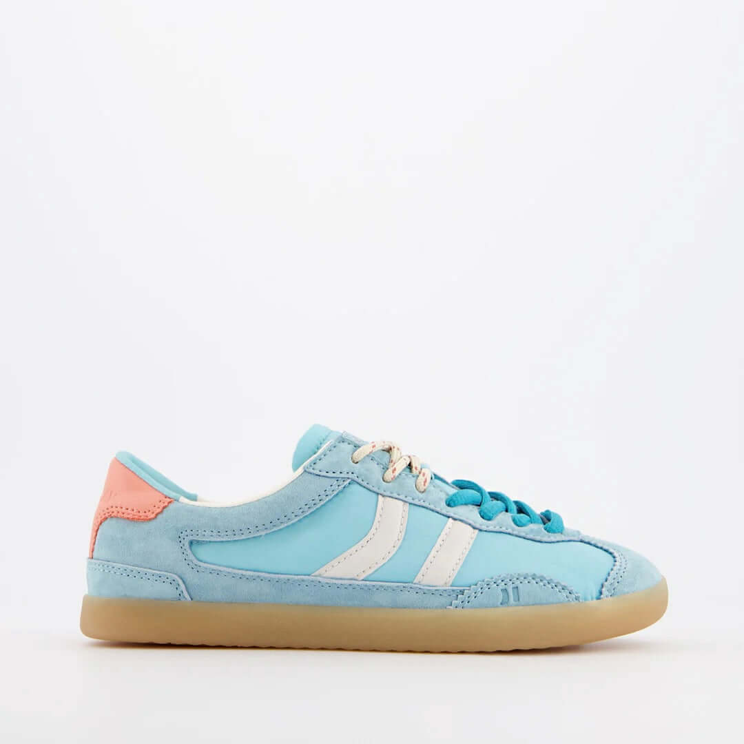 Coolway I Kizuna BBL Ice Blue lage sneaker met sportief silhouet en moderne urban uitstraling.