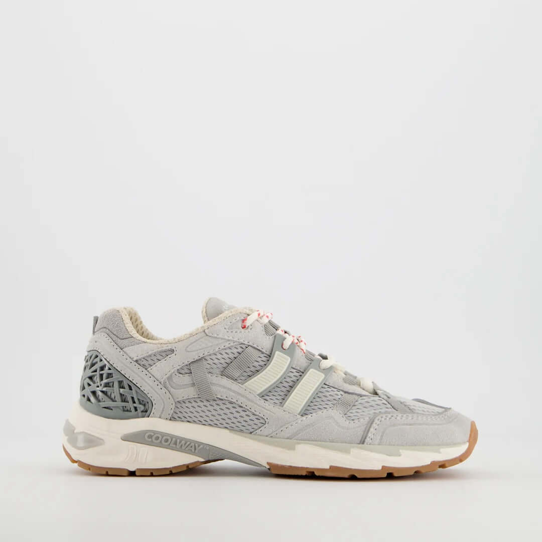 Coolway I 2003 GRY Ash Graphite sportieve sneaker met retro running-stijl en ademend ontwerp.