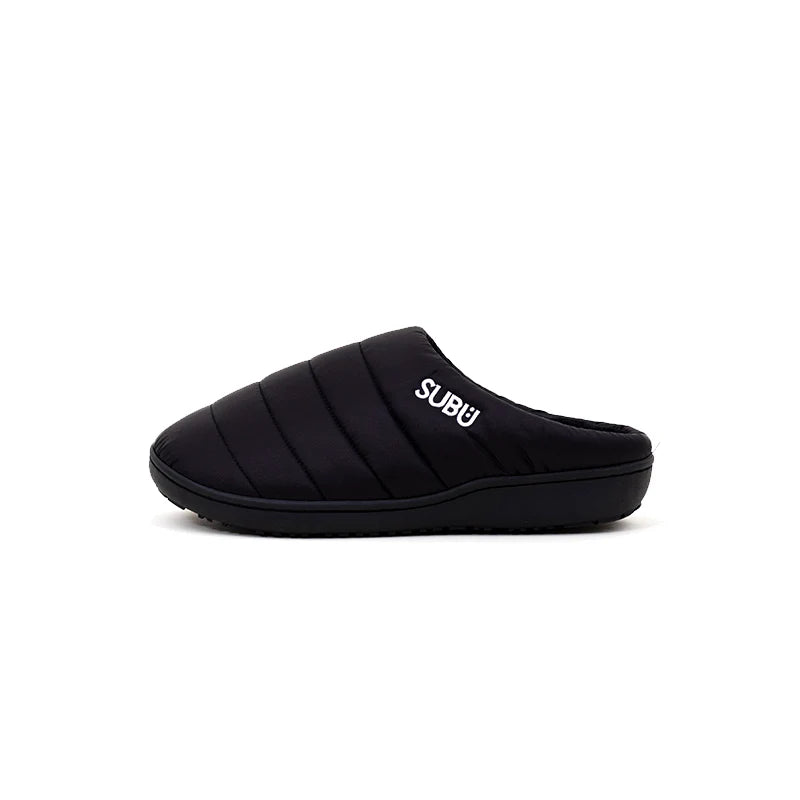 Subu I F-Line Black soft, warm slippers with a minimalist design ideal for indoor and quick outdoor use.