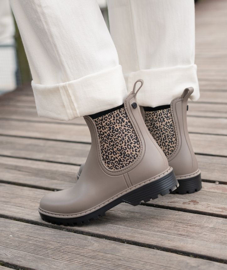 Igor I Trak basic Leo Taupe