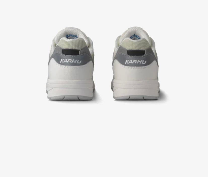 Karhu I Legacy 96 Cloud dancer/Limestone