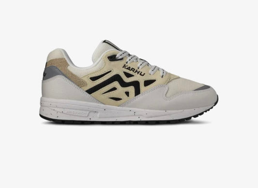 Karhu I Legacy 96 Blanc de blanc/Wood ash