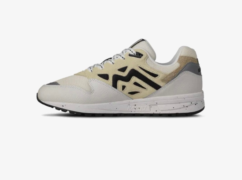 Karhu I Legacy 96 Blanc de blanc/Wood ash