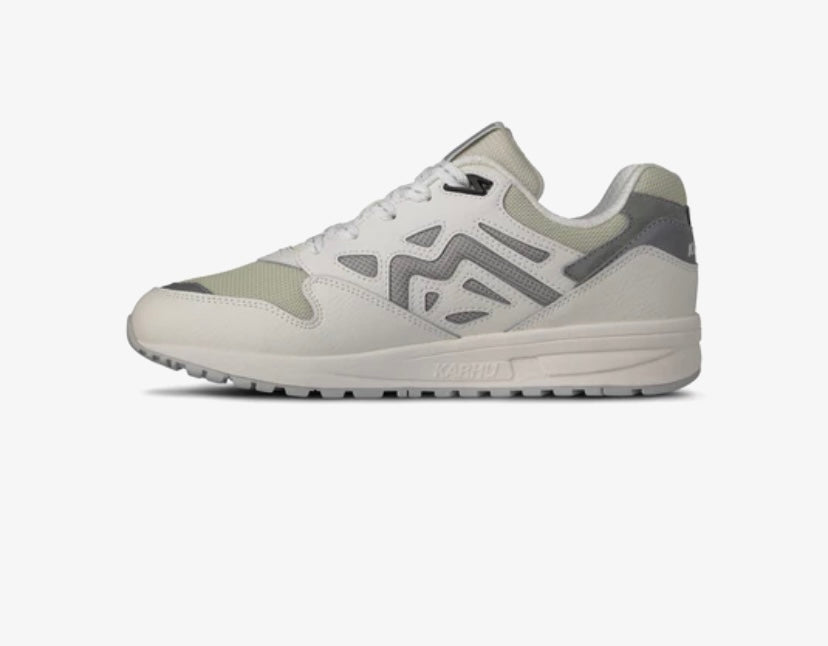 Karhu I Legacy 96 Cloud dancer/Limestone