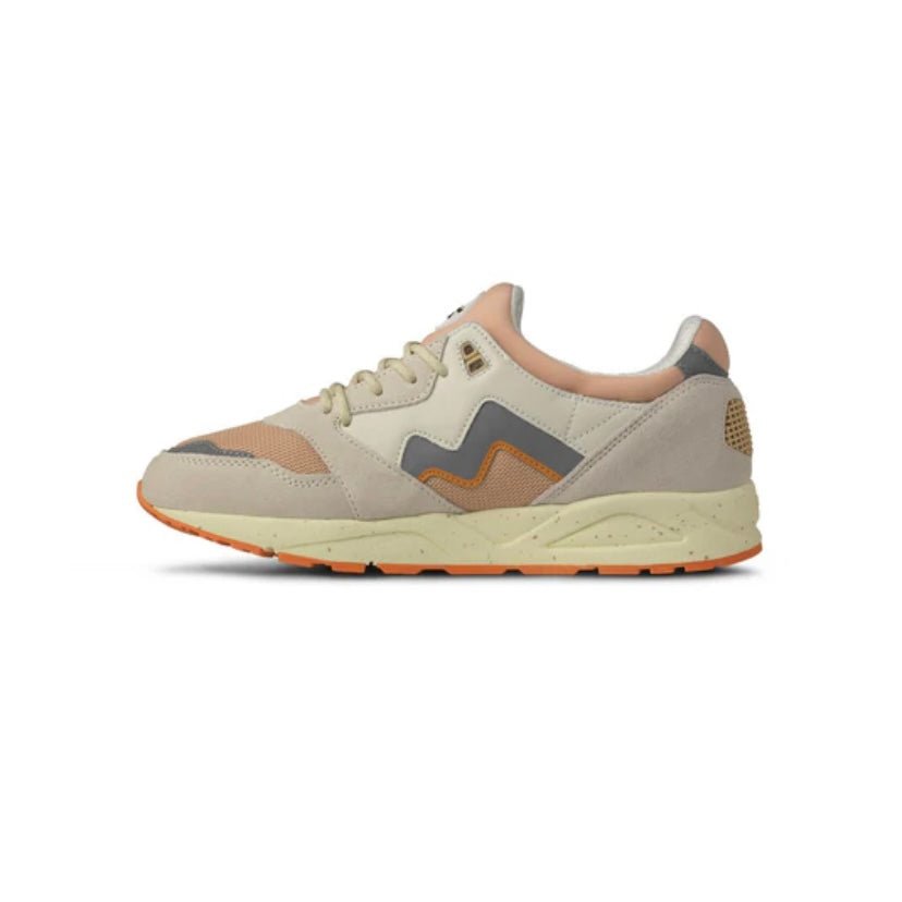Karhu I Aria 95 Whitecap gray/Silver gray - sneak
